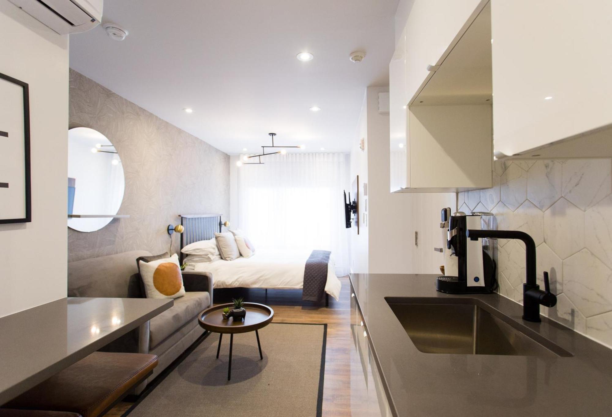 Scandinavian Studio With Full Kitchen And Bath By Den Stays Montreal Pokój zdjęcie